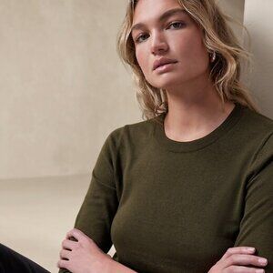 Banana Republic Factory Forever Sweater in Olive Green, XL